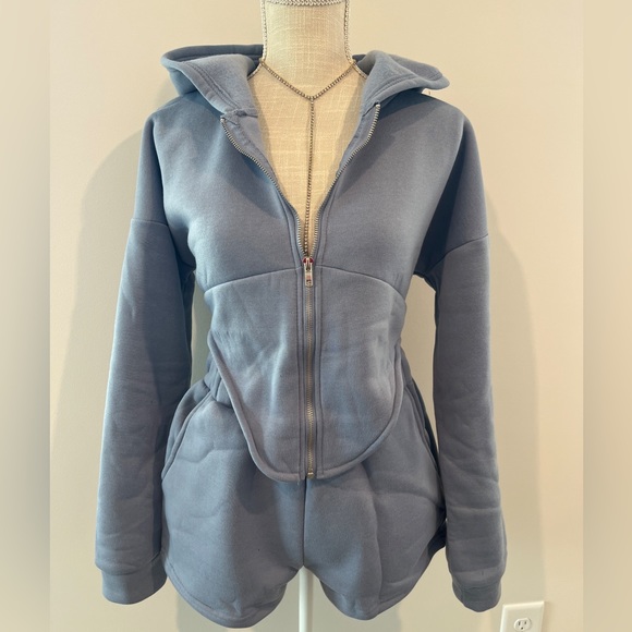 Two piece cropped short set - Picture 3 of 6